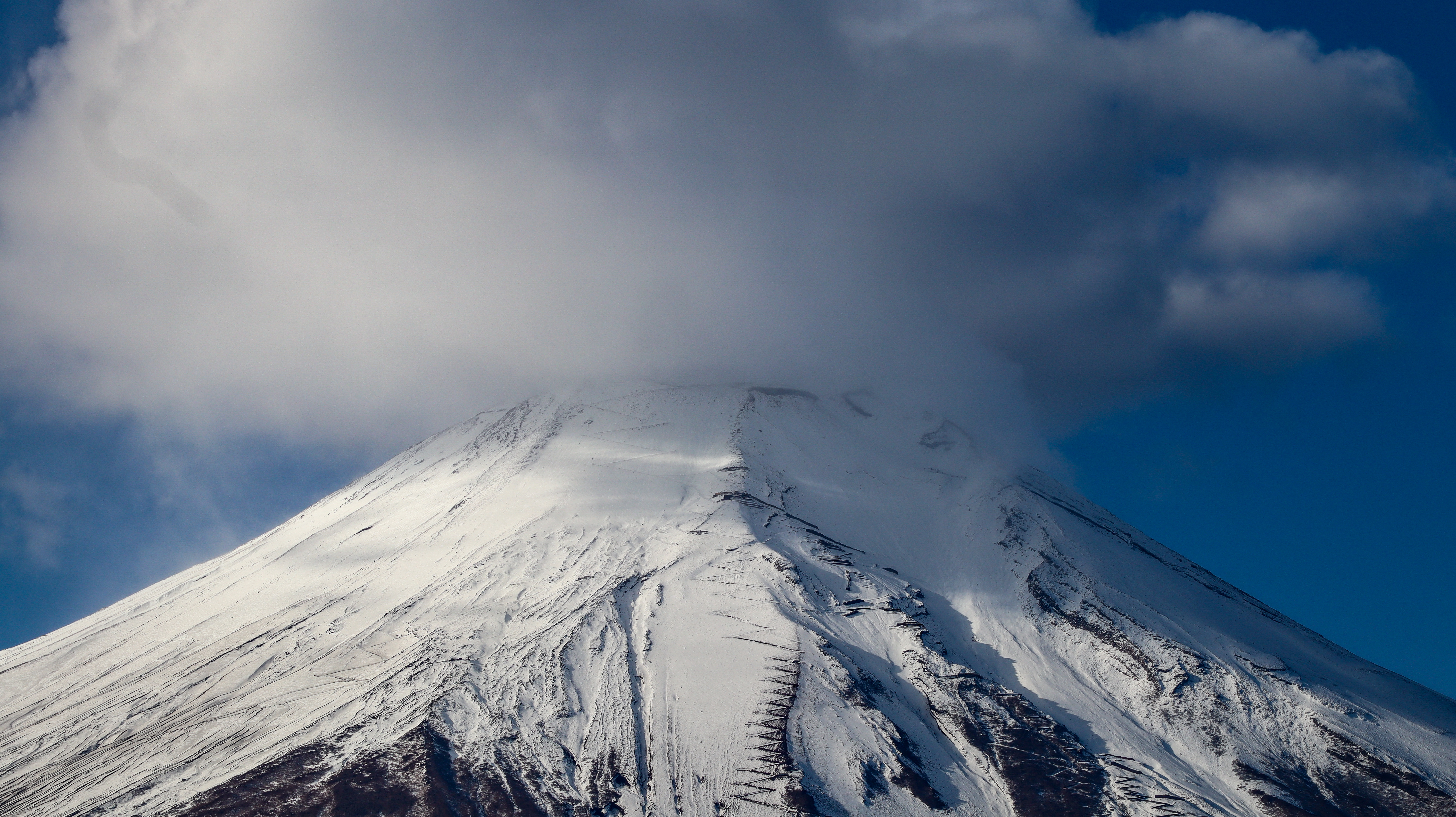 Fuji in cloud